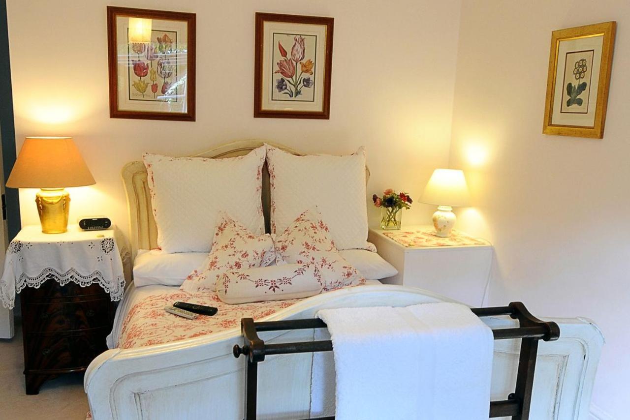 Holmwood Blackbrook House المظهر الخارجي الصورة